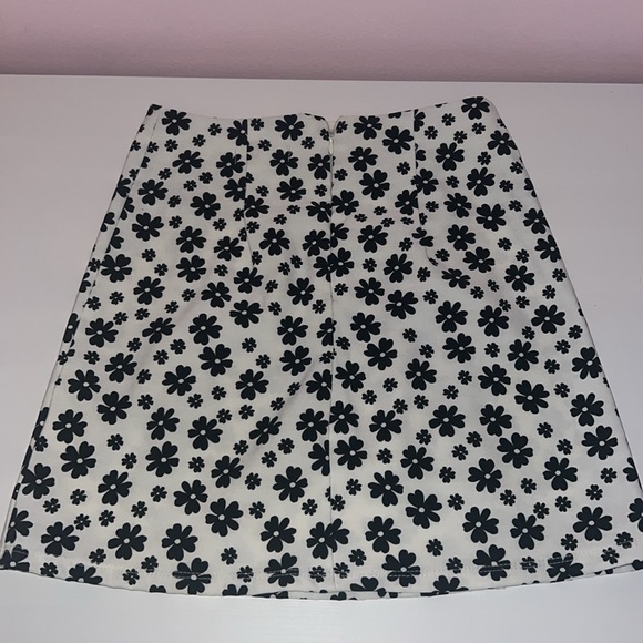 Altar’d State skirt New with out Tags - Picture 3 of 3